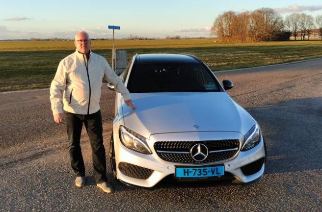 Taxi- en Koeriersdienst Zwartewaterland